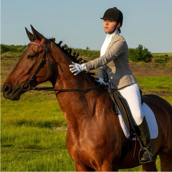 What to Wear When Horseback Riding: A Beginner's Guide